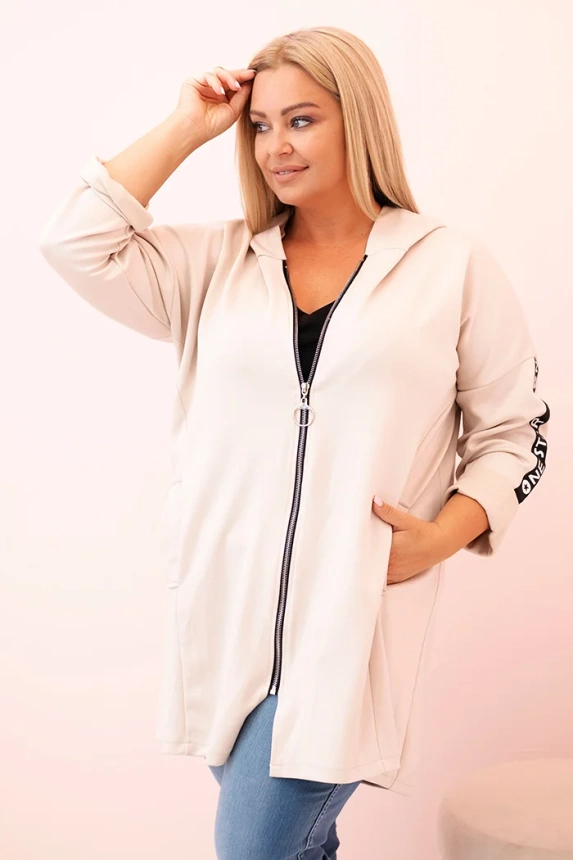 Women's butter-colored sweatshirt with decorative sleeves black
