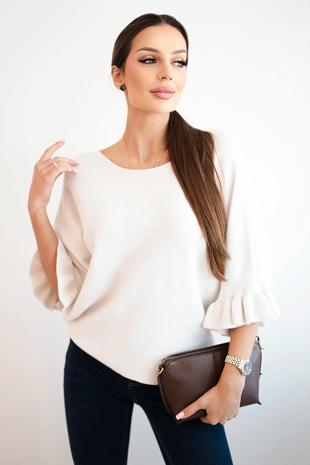 Sweter damski z ozdobnym mankietem beżowy