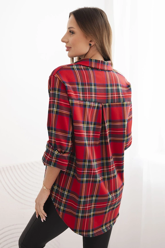 Women's checkered shirt with a longer back red