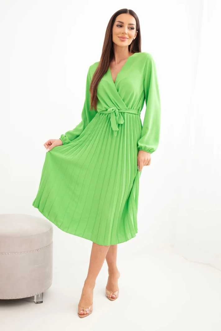 Kleid mit Bindeband und plissiertem Saum hellgrün