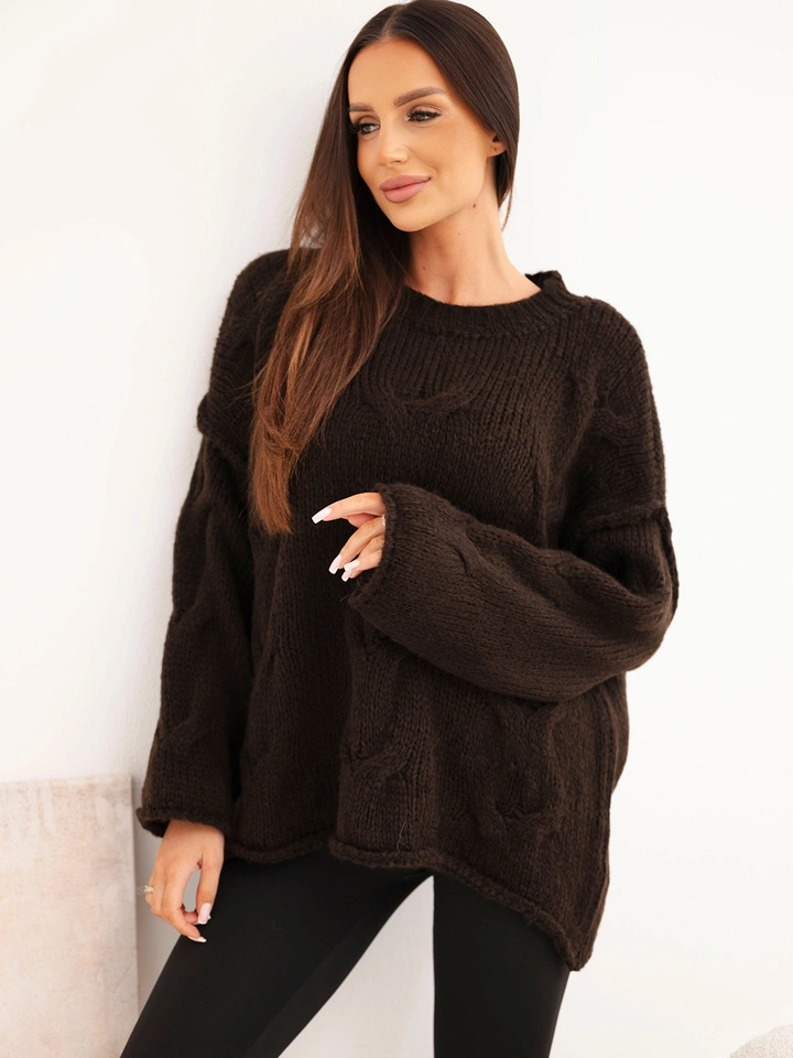 Sweter damski o luźnym fasonie bez zapięcia brązowy