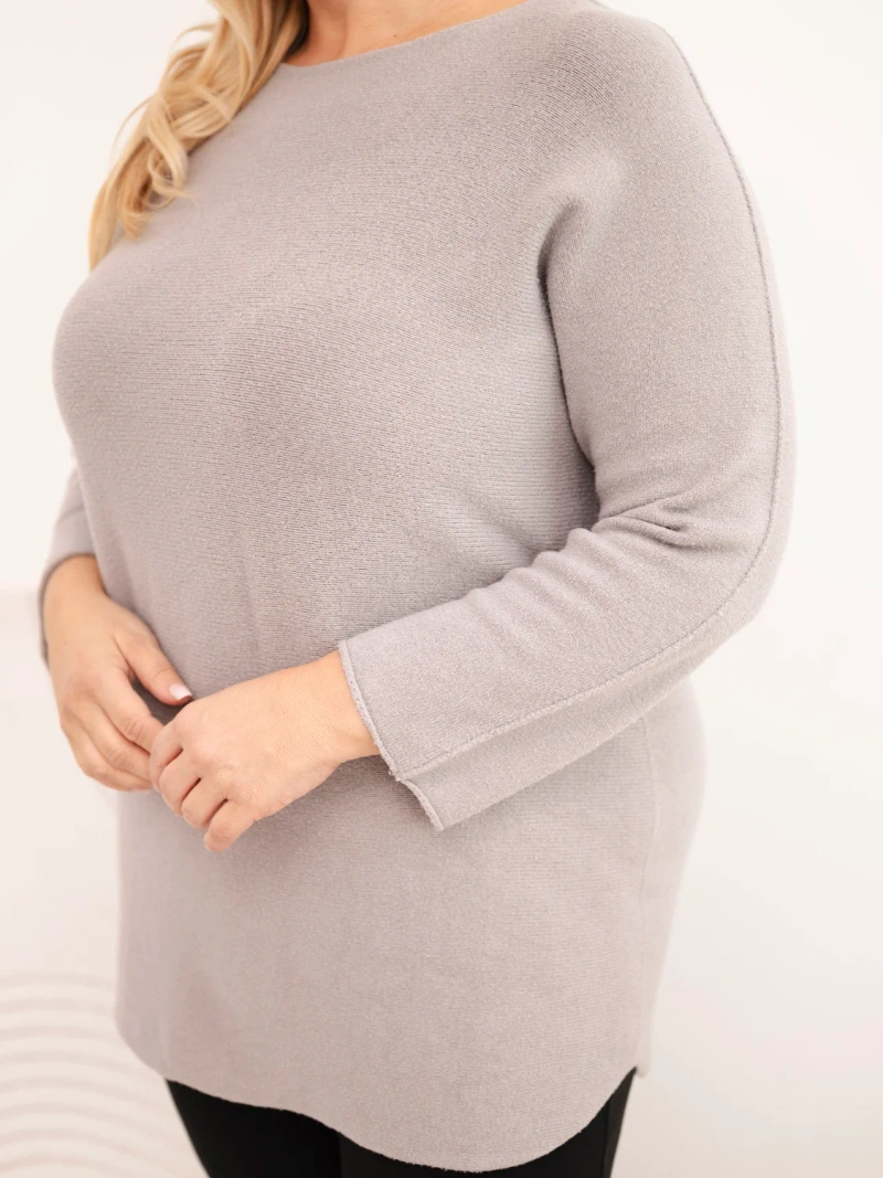 Dámský svetr plus size s lodičkovým výstřihem Cappuccino