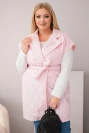 Dámská prošívaná vesta Plus Size s páskem a límcem bonbónově růžová