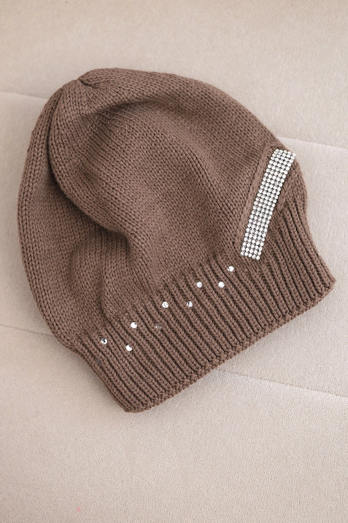 Women's winter wool hat with a decorative rhinestone strap K402 mocca