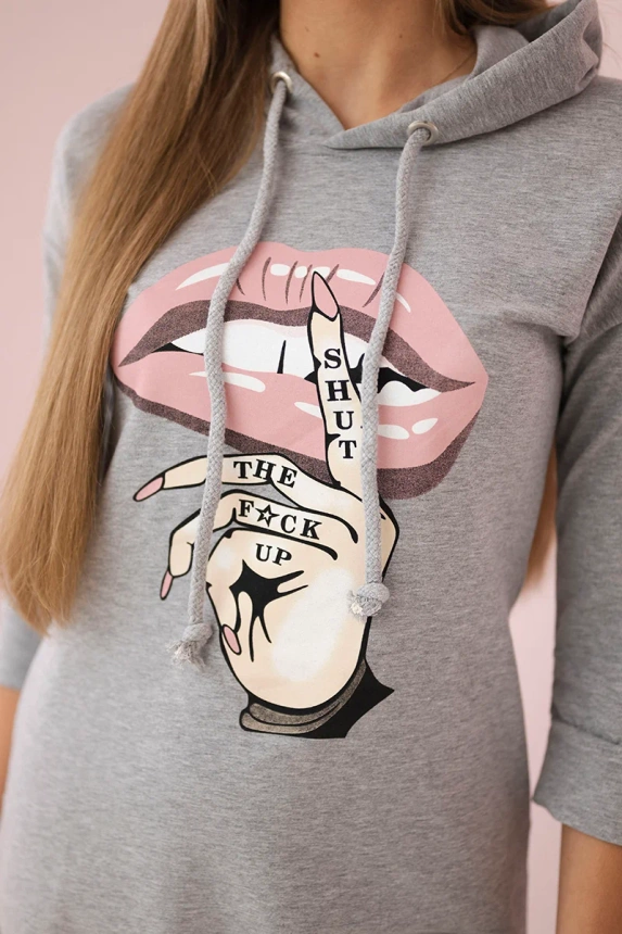 Kleid mit längerem Rücken und buntem Druck grau