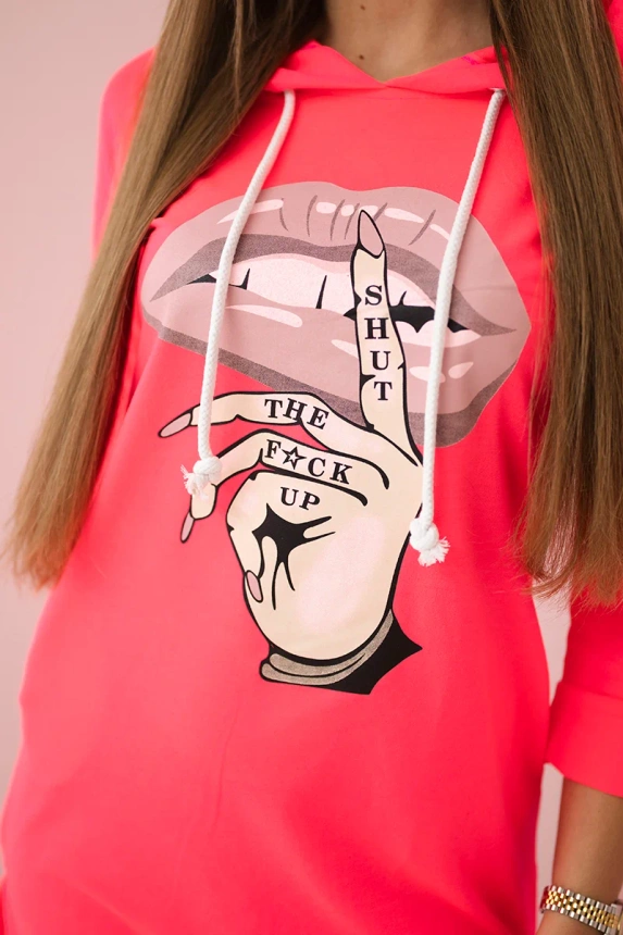 Kleid mit längerem Rücken und buntem Druck rosa Neon