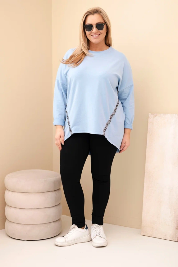 Damenbluse Plus Size aus Baumwolle mit umgeschlagenem Ärmel und Paspel in Leopardenmuster blau