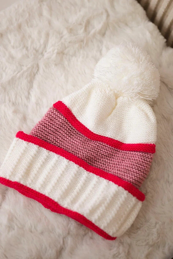 Women's cap Kinga K297 white + red + light pink