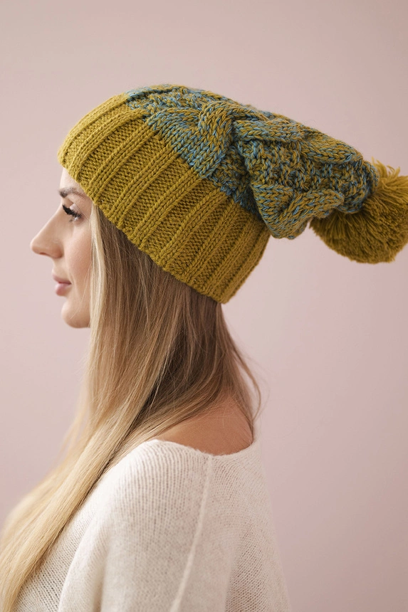 Cap with fleece Paryż K213 kiwi + turquoise