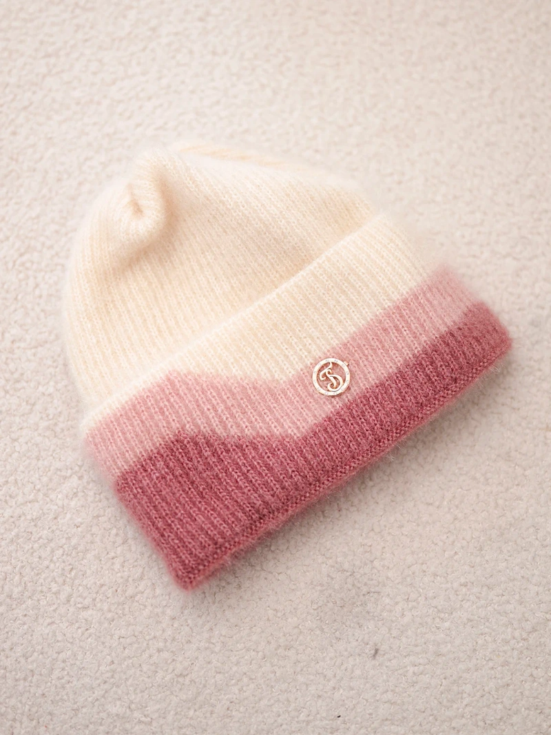 A hat women's beanie ribbed with decoration beige+dark pink