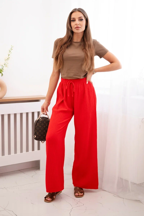 Muslin pants with a wide leg red