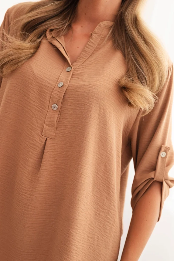 Blouse with a longer back dark camel