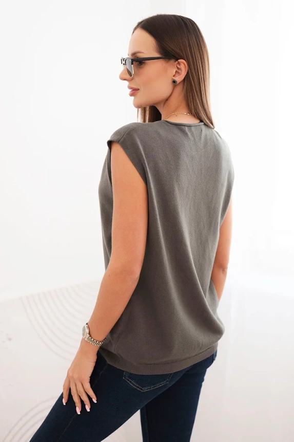 Women's sleeveless viscose sweater with pockets and a V-neck khaki
