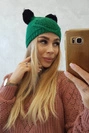 Fleecová čepice 2 bambulky K291 zelená