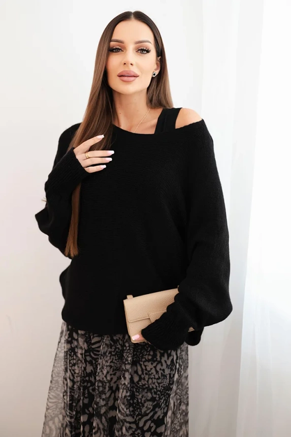 Damenensemble mit einem Wollpullover und einem Viskosekleid schwarz