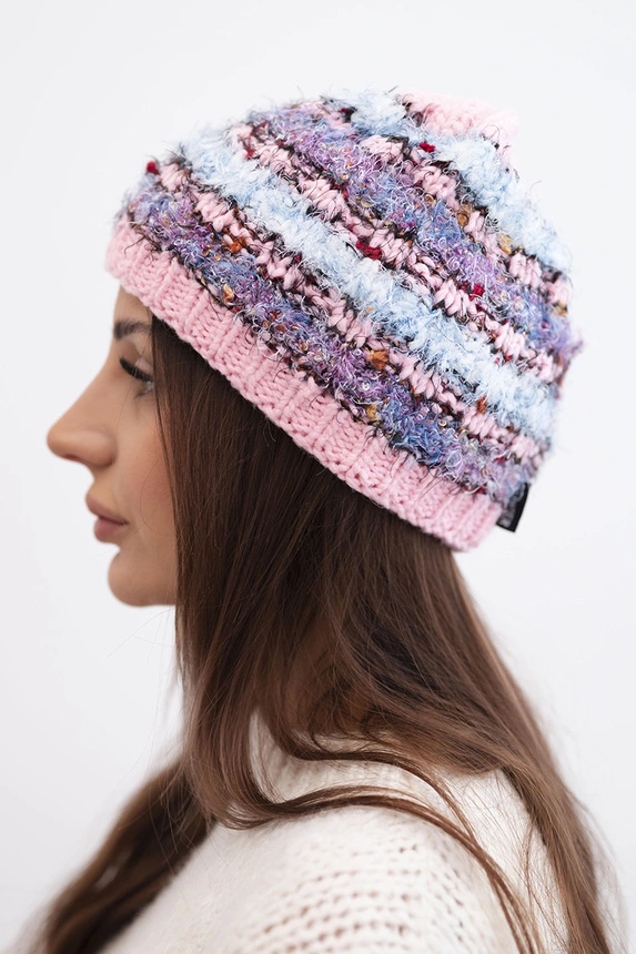 Women's wool winter hat with decorative crystals K399 black