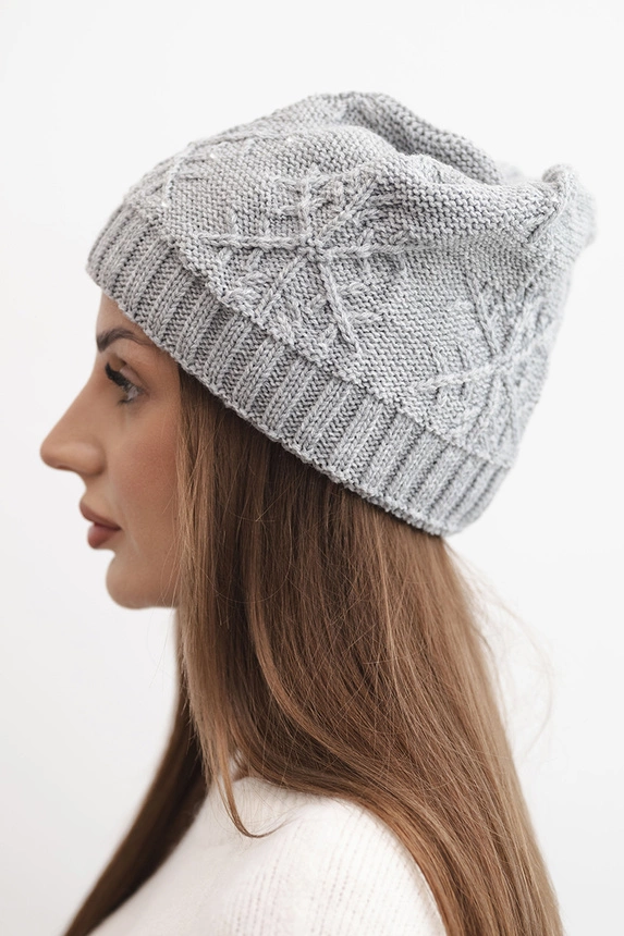 Women's winter hat with wool and decorative knit with pearls K470 light gray