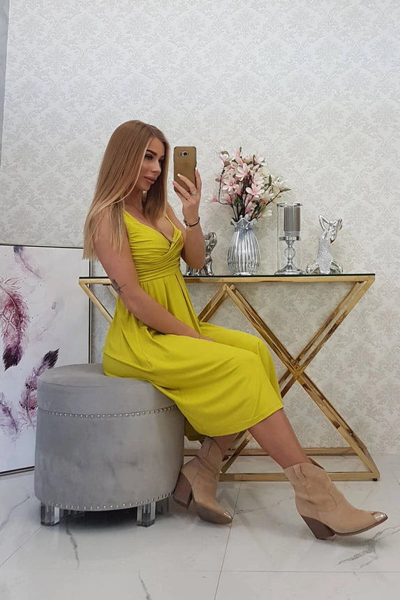 Weites Kiwi-Kleid mit Riemen