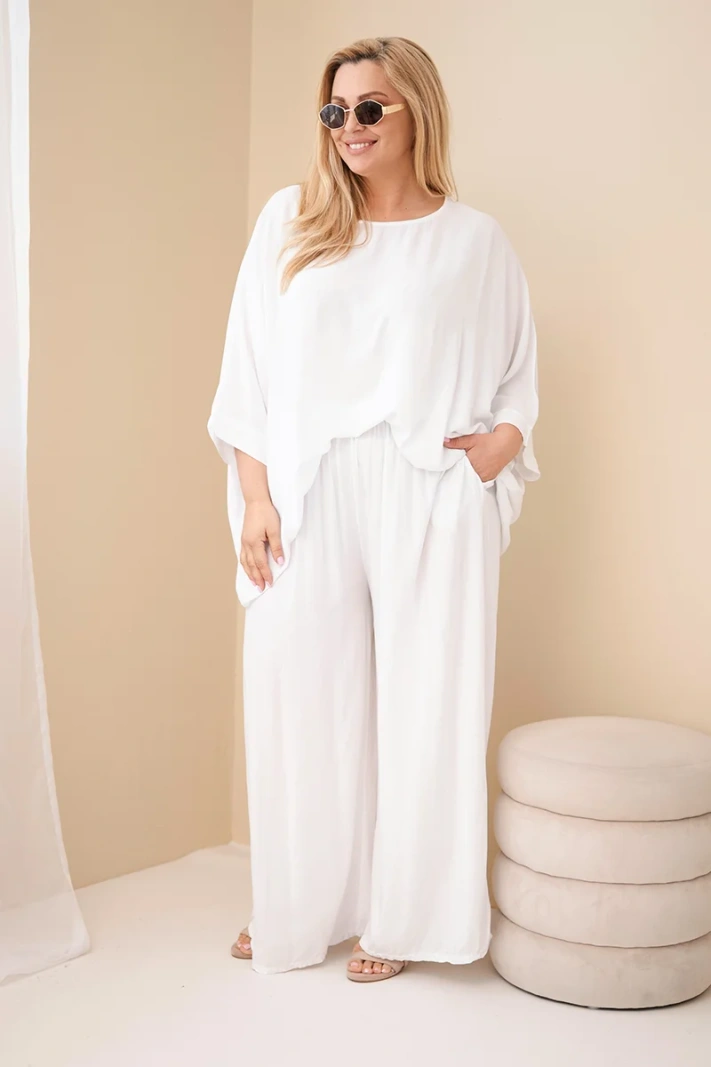 Komplet damski Plus Size wiskozowy z szerokimi spodniami i bluzką biały