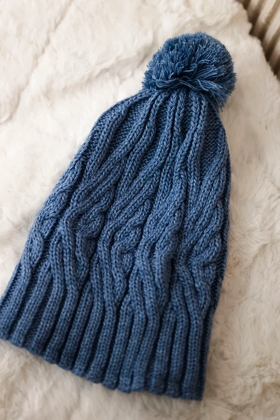 Čapica s fleece Paulina K227 tmavé džínsy