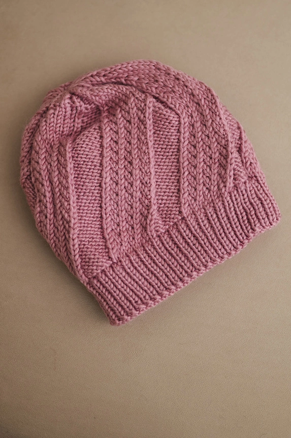 Women's winter wool cap K441 dark pink