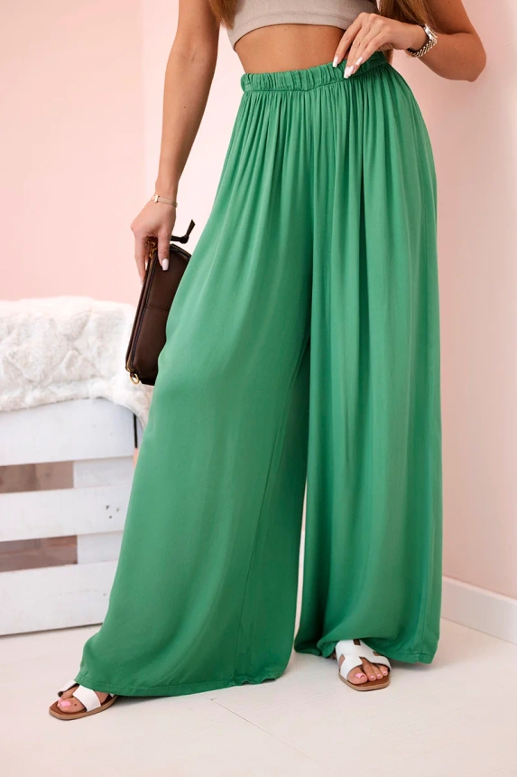 Women's wide viscose trousers with elastic waistband green