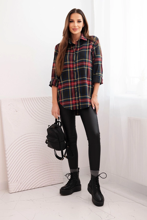 Women's plaid shirt with a longer back black