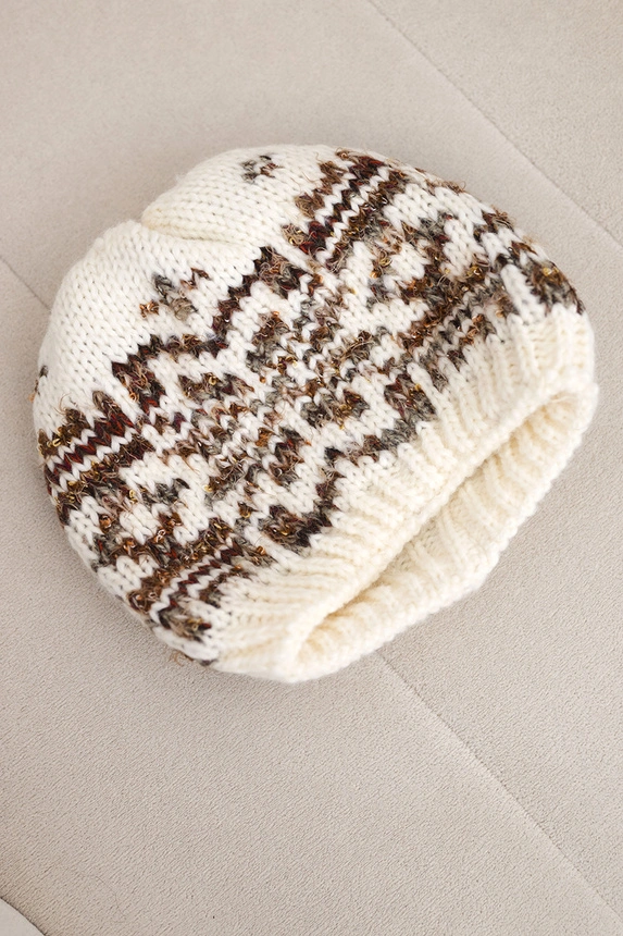 Women's wool winter hat with decorative crystals K399 black