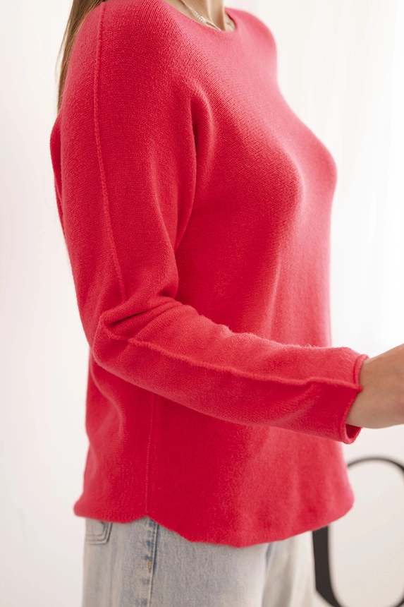 Women's viscose sweater with long sleeves and a round neckline raspberry
