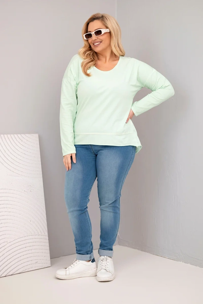 Damenbluse Plus Size mit V-Ausschnitt und längerem Rücken mintgrün