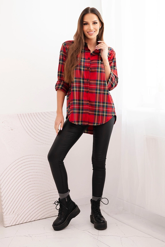 Women's checkered shirt with a longer back red