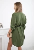Kleid mit längerem Rücken und Gürtel khaki