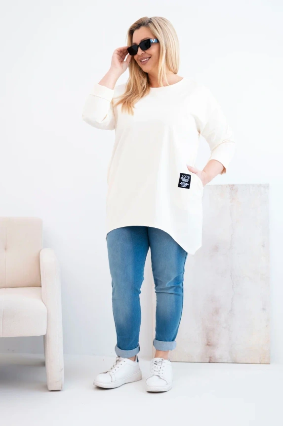 Dámská blůza Plus Size s delším zadním dílem a dlouhým rukávem světle béžová