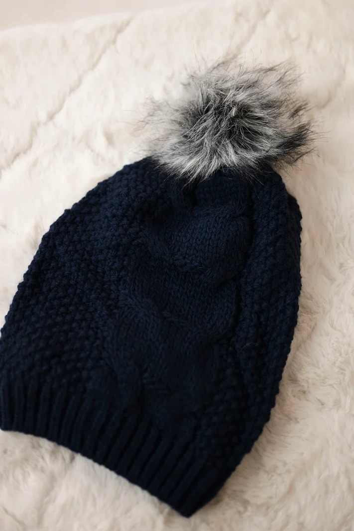 Čapica s fleece Sandra K210 námornícka modrá