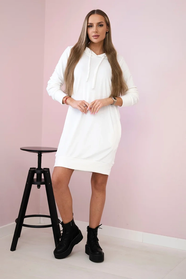 Velor dress with a hood ecru