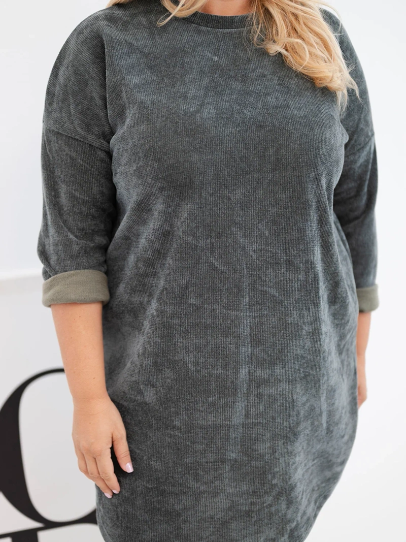 Damenkleid Plus Size aus Cord mit lockerem Schnitt khaki