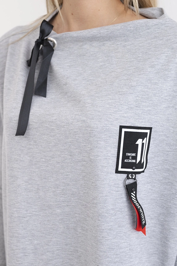 Oversize-Sweatshirt mit asymmetrischen Seiten grau