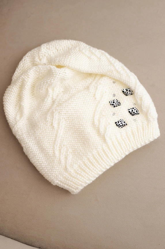 Women's winter wool hat with zirconia and pattern K455 mocha