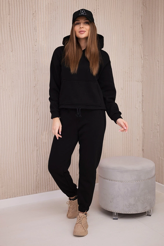 Isolierte Set mit einem Sweatshirt an der Unterseite gebunden schwarz