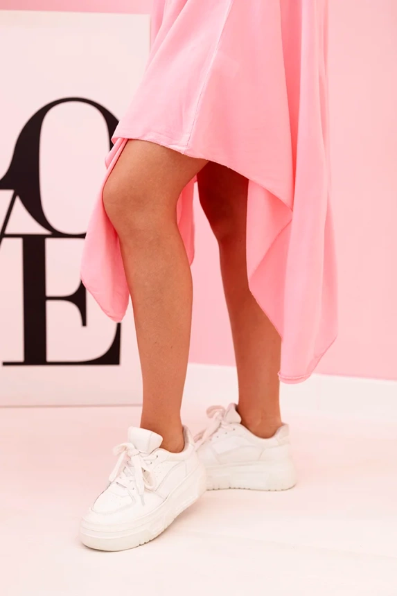 Damenkleid aus Viskose mit kurzen Ärmeln und ausgestelltem Saum light pink