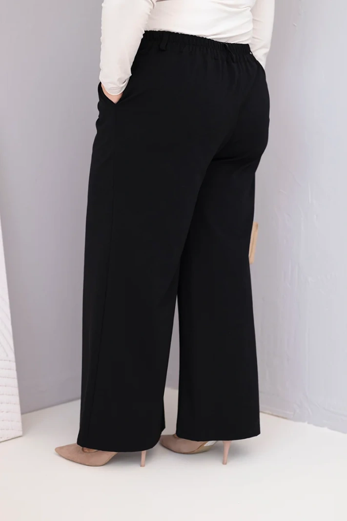 Moteriškos Plus Size kelnės su plačiomis kojomis ir aukštu liemeniu juodos