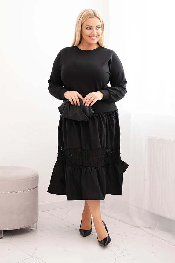 Dámské šaty Plus Size s rozšířeným spodkem černá