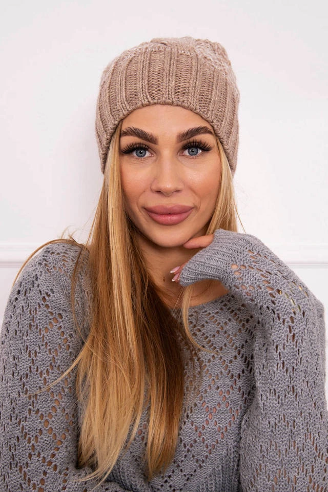 Čapica s fleece Paryż K213 tmavo béžová