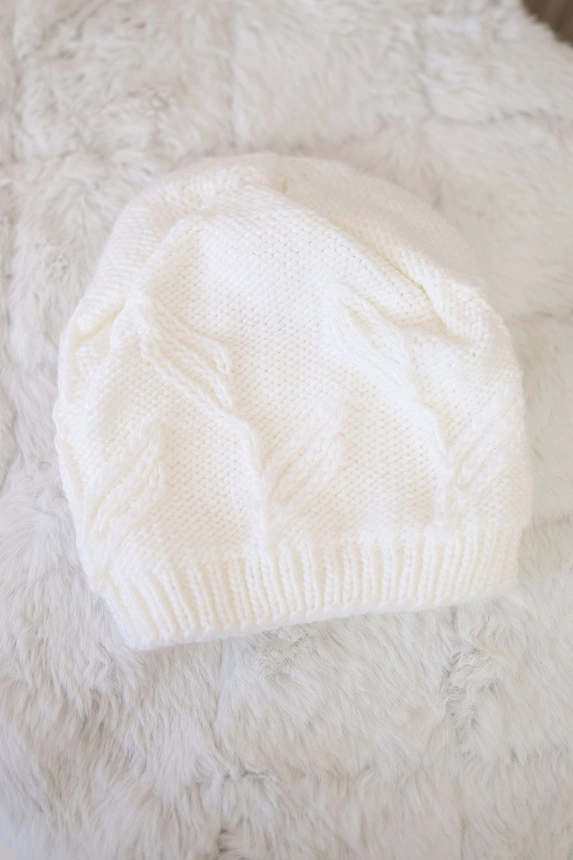 Women's cap Majka K376 white