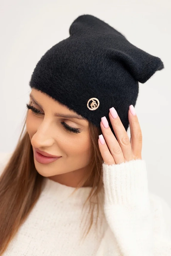 Classic women's cap made of soft knit with a decorative plate black