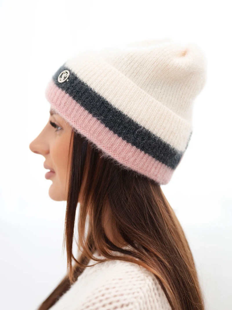 Czapka damska beanie prążkowana z ozdobą beżowa+pudrowy róż