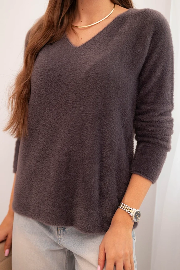 Damenpullover aus weichem Strick mit V-Ausschnitt braun