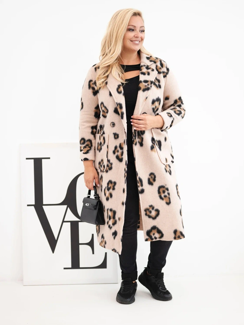 Moteriškas elegantiškas paltas Plus Size su lapėmis ir atvartais kreminis beżowy