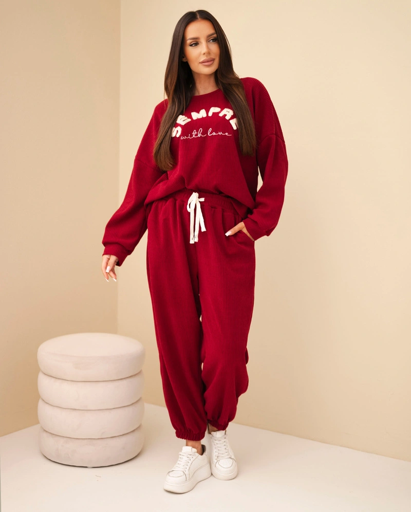 Women's corduroy set with sweatshirt and jogger pants burgundy
