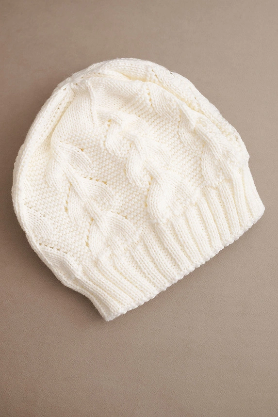 Women's winter wool hat with lace pattern K427 ecru
